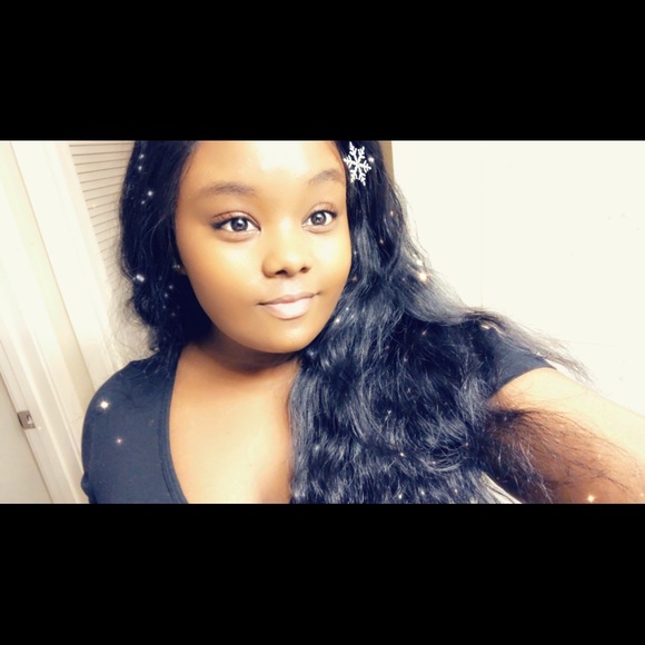 Meet your Posher, Ellen - Picture 1 of 1